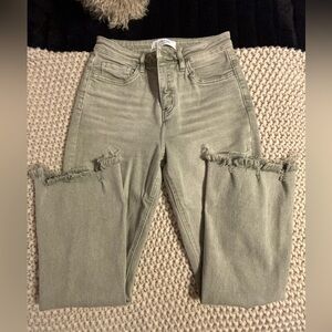 Trendy Cropped Sage Jeans